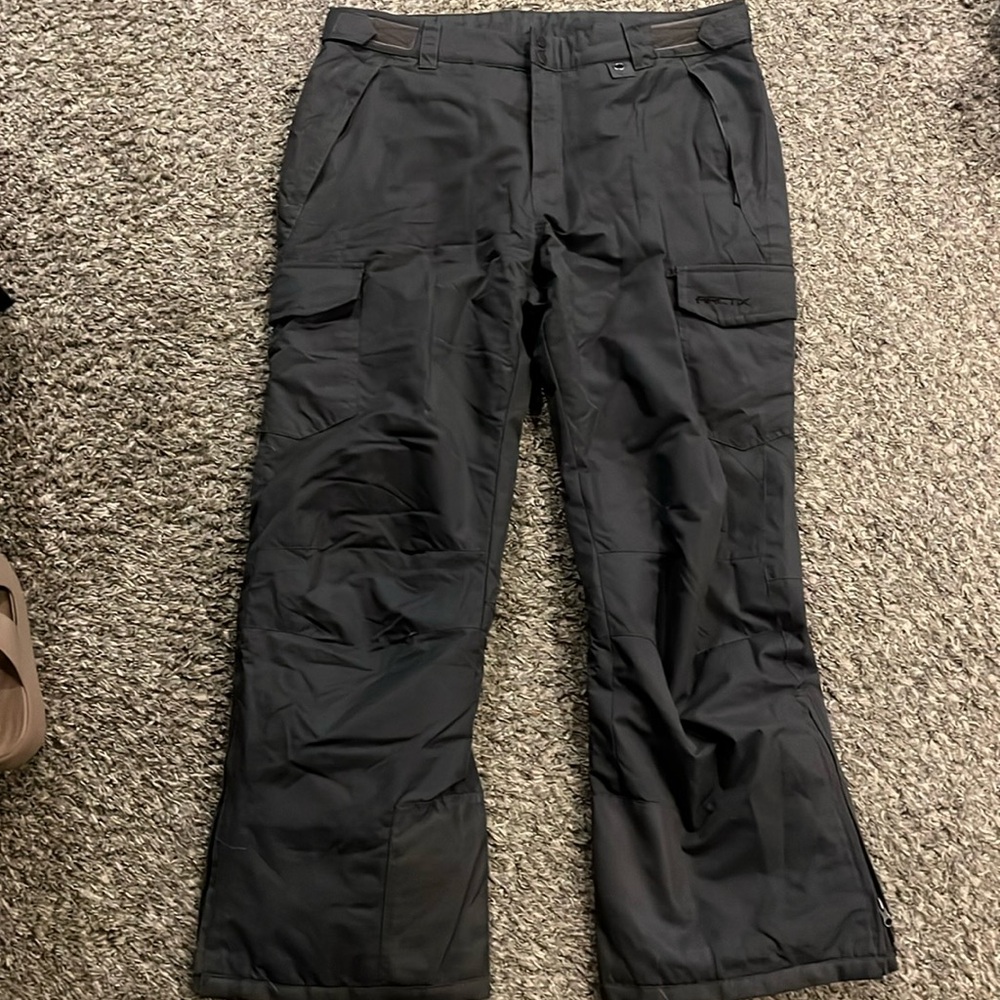Men’s snow pants